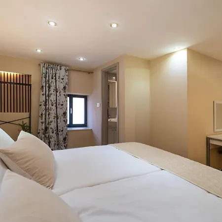 Star Affittacamere Zara